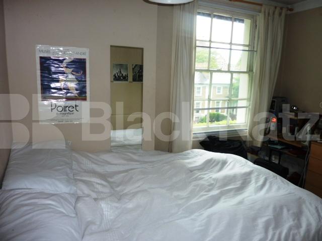 			NEW INSTRUCTION!, 2 Bedroom, 1 bath, 1 reception Flat			 Camden Road, CAMDEN